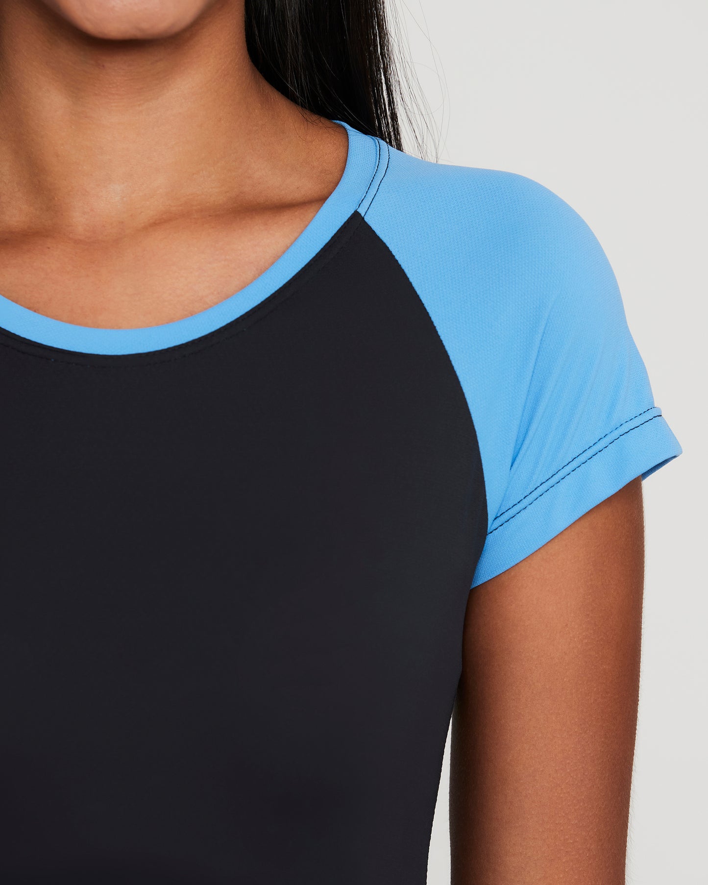 Women's Shirts AeroFit Apparel Short Sleeve Polyamide Raglan T-Shirt