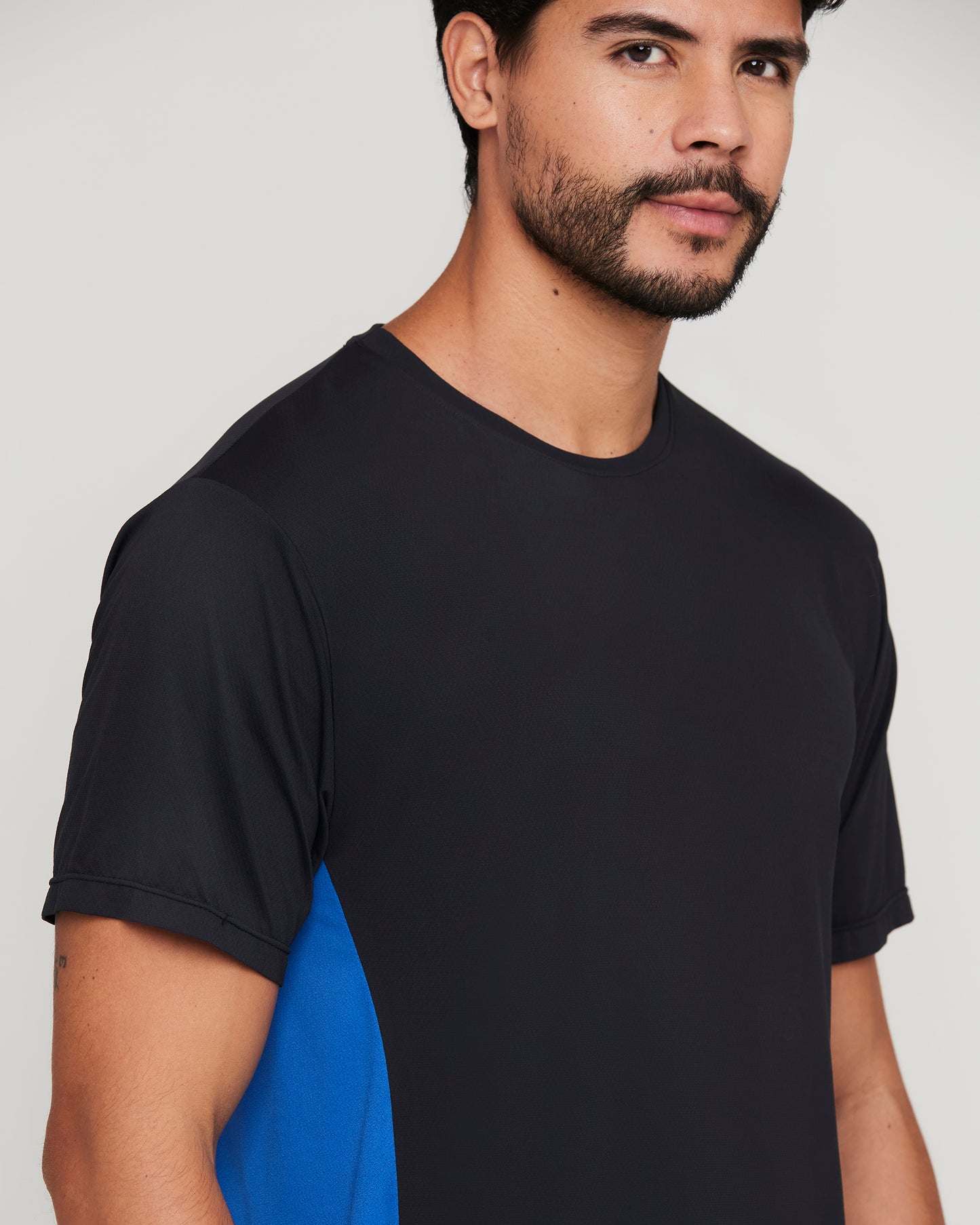 Men's ProFit Shirts Short Sleeve Polyamide T-Shirt with Side Detail